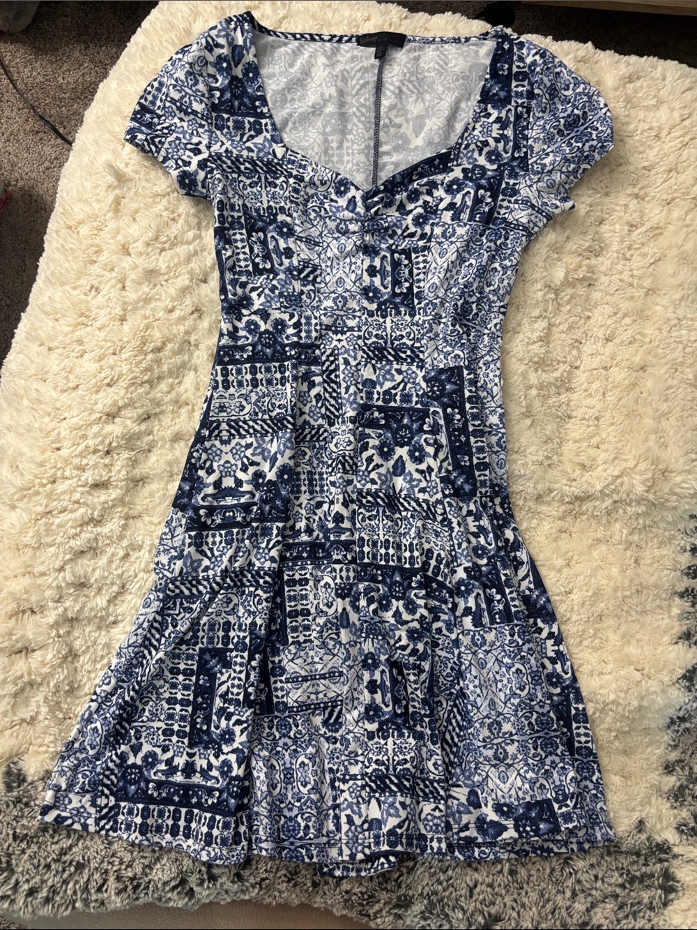Women's Blue and White Printed Short Sleeve Dress